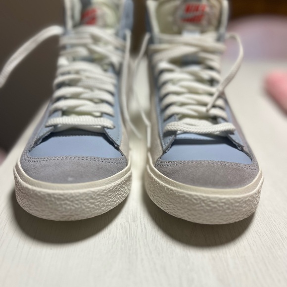 Nike Kids Sneakers - Light Blue and White - Picture 3 of 6